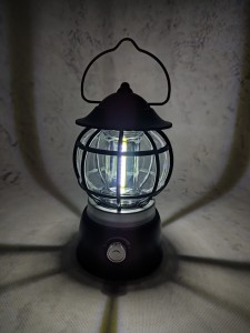 Lampa kempingowa LED z regulacją jasności – przenośna, na baterie, 200 lm