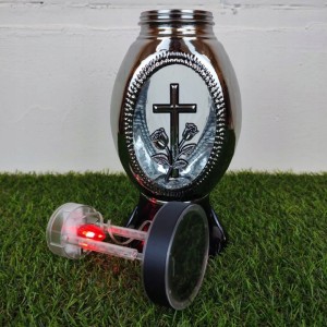 ZNICZ solarny srebrny czerwone światło h 25 cm całodobowy fotowoltaiczny